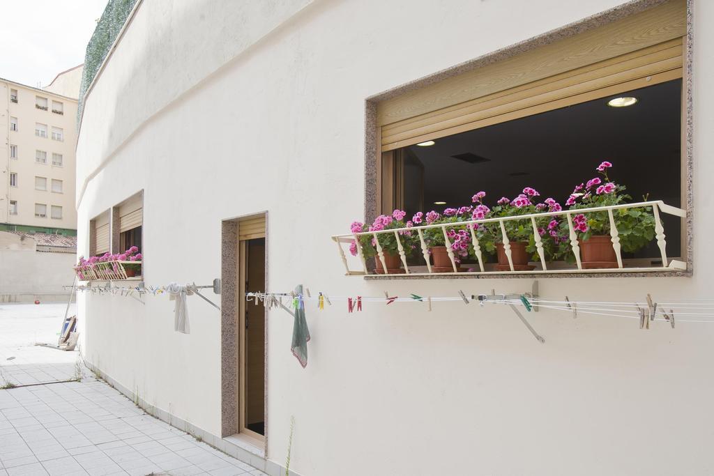 Albergue Albas Exclusivo Peregrinos Logrono Ngoại thất bức ảnh